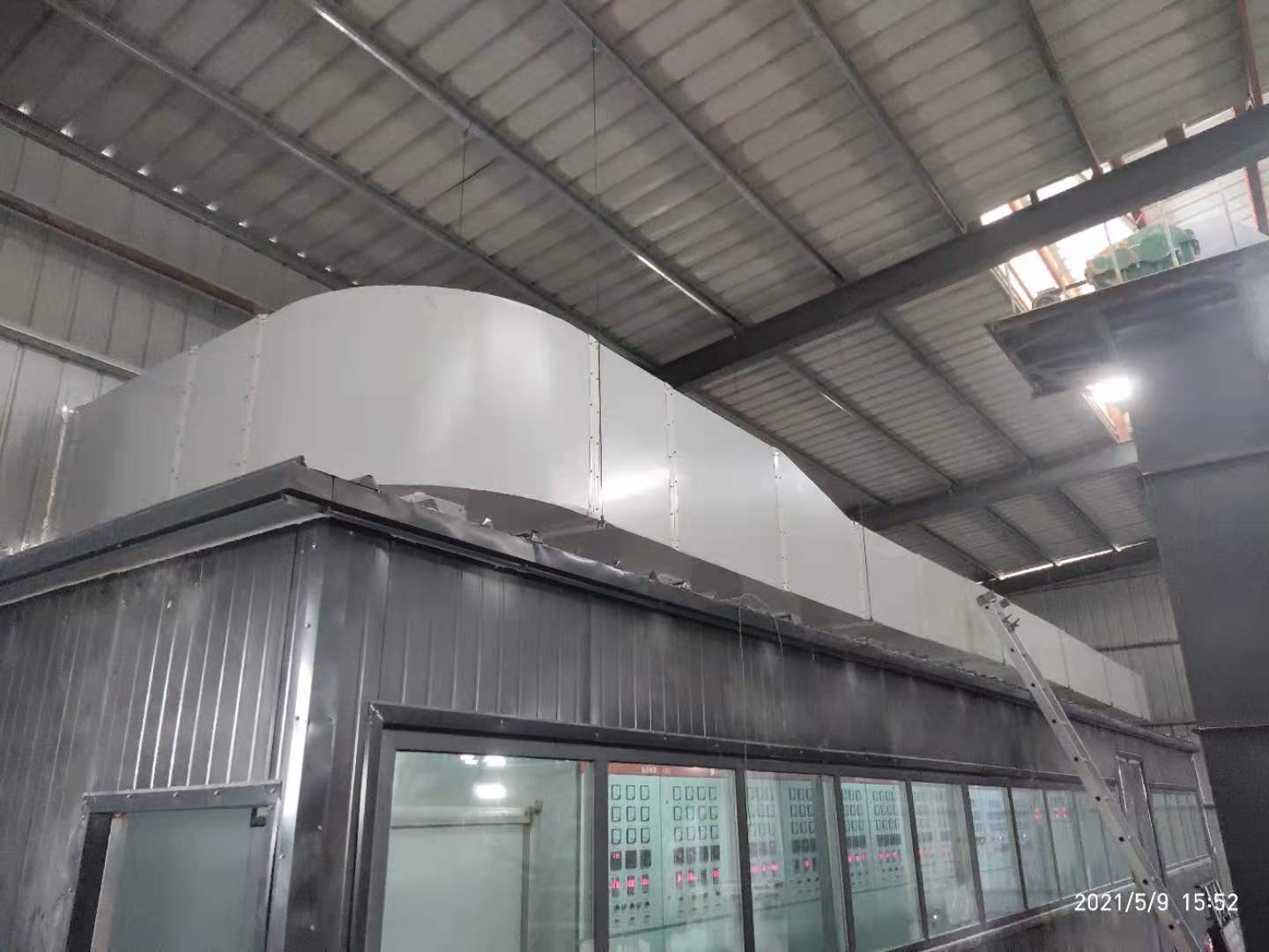 2000平米车间降温设备车间快速降温方法高温车间降温方案工厂降温设计方案车间降温通风设计方案工业降温的方法有哪些 2000平米车间降温设备车间快速降温方法高温车间降温方案工厂降温设计方案车间降温通风设计方案工业降温的方法有哪些